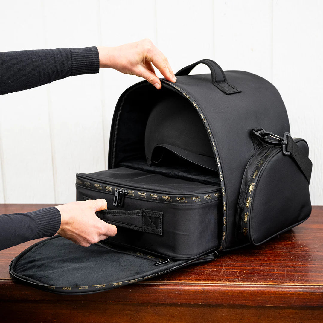 HAIRY PONY
Helmet Bag